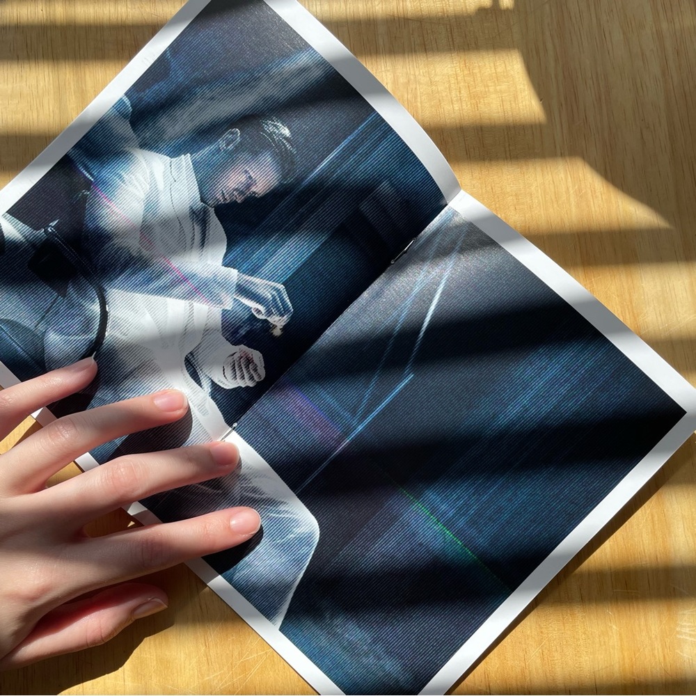 FREE • Calvin Klein Collection Mini- Magazine - Picture 4 of 7